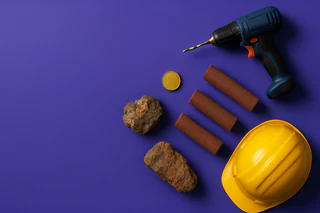 Peregrine Gold Advances Drilling, Uncovers Major Iron Deposit, Raises $0.8M