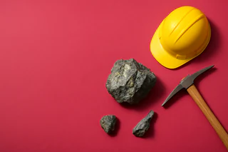 ETM Resumes Trading After Strategic Penouta Mine Acquisition