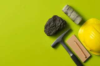Estrella Resources Unveils Manganese Grades Up to 58% at Ira Miri