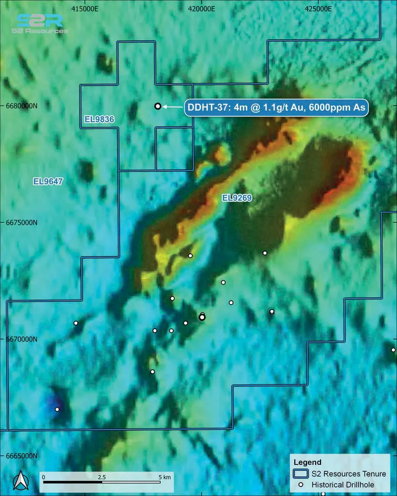 Close-up of the southern portion of the project showing historical drill collar locations and results of DDHT-37 (T-37 gold target)