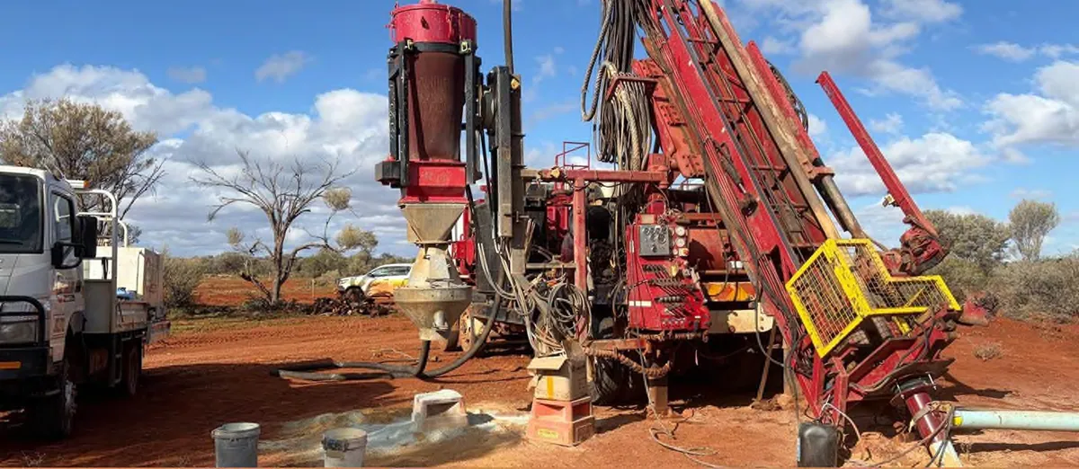 Maiden drilling at Sunrise Bore comprised 23 RC holes for 2,863m