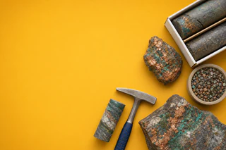 Midas Minerals Extends Spaatzu Copper-Silver Zone to 1.2km with High-Grade Drilling