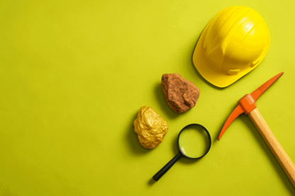 Australasian Metals Advances Gold, Bauxite Projects with Strong Cash Backing