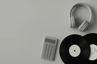 Vinyl Group Soars Revenue Yet Posts $15.8M Loss in FY2025