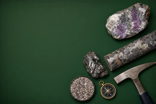Locksley Confirms High-Grade Rare Earths at El Campo and Extends Antimony at Desert Mine