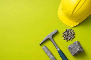 Stellar Resources Advances Heemskirk with 41% Queen Hill Resource Surge and New High-Grade Drilling