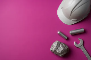 Lithium Universe’s Bécancour Project Surges Ahead on Lithium Price Rally
