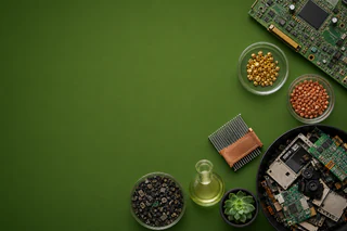 Lithium Universe Secures Exclusive License for Gold and Copper Extraction from E-Waste