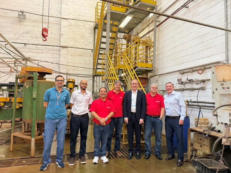 Photo of the St George team at the CIT-SENAI pilot plant in Belo Horizonte