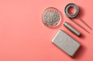 Lithium Universe Unveils Breakthrough 99.88% Pure Silver Recovery Technology