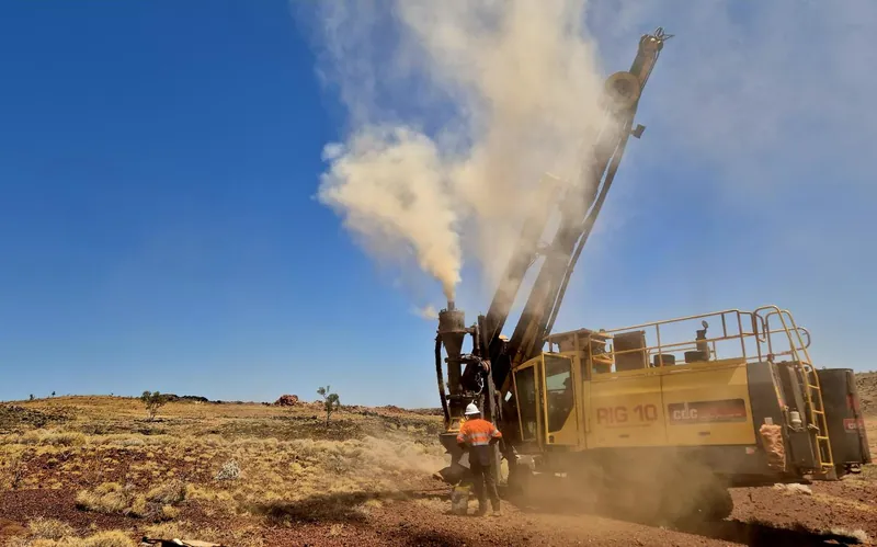 RC drill rig at the Gingarrigan Prospect, Woodie Woodie North Manganese Project