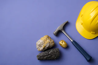 Southern Cross Gold Uncovers Record Antimony and Expands Golden Dyke Depth