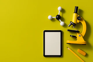 KneoMedia Cuts Losses 38% with KneoScience Pivot, Secures $700k Order