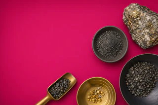 Resolution Minerals Produces 52.3% WO3 Tungsten Concentrate with 19x Upgrade from Golden Gate Stockpiles
