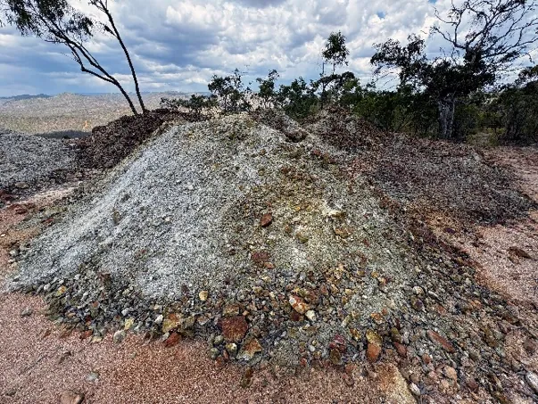 Photo from Tartana Minerals Limited’s announcement “High Grade Copper, Bismuth and Tin at Herberton-Ortona”
