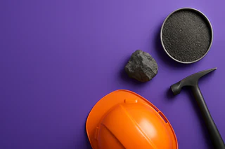 Freehill Mining Hits ~66% Iron Grade at Yerbas Buenas, Eyes Restart