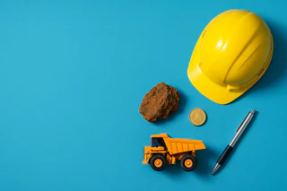 Red Hill Minerals Hits Full Capacity at Onslow Iron, Declares Dividend, Advances Exploration
