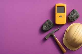 Infini Resources Uncovers Visible Uraninite at Reitenbach Lake, Sets Stage for 2026 Drilling